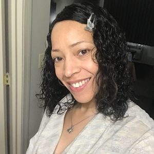 Meet your Posher, Timika